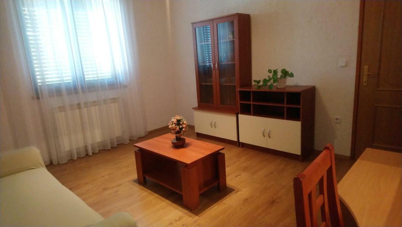 Apartman Dino Tar-Vabriga Esterno foto